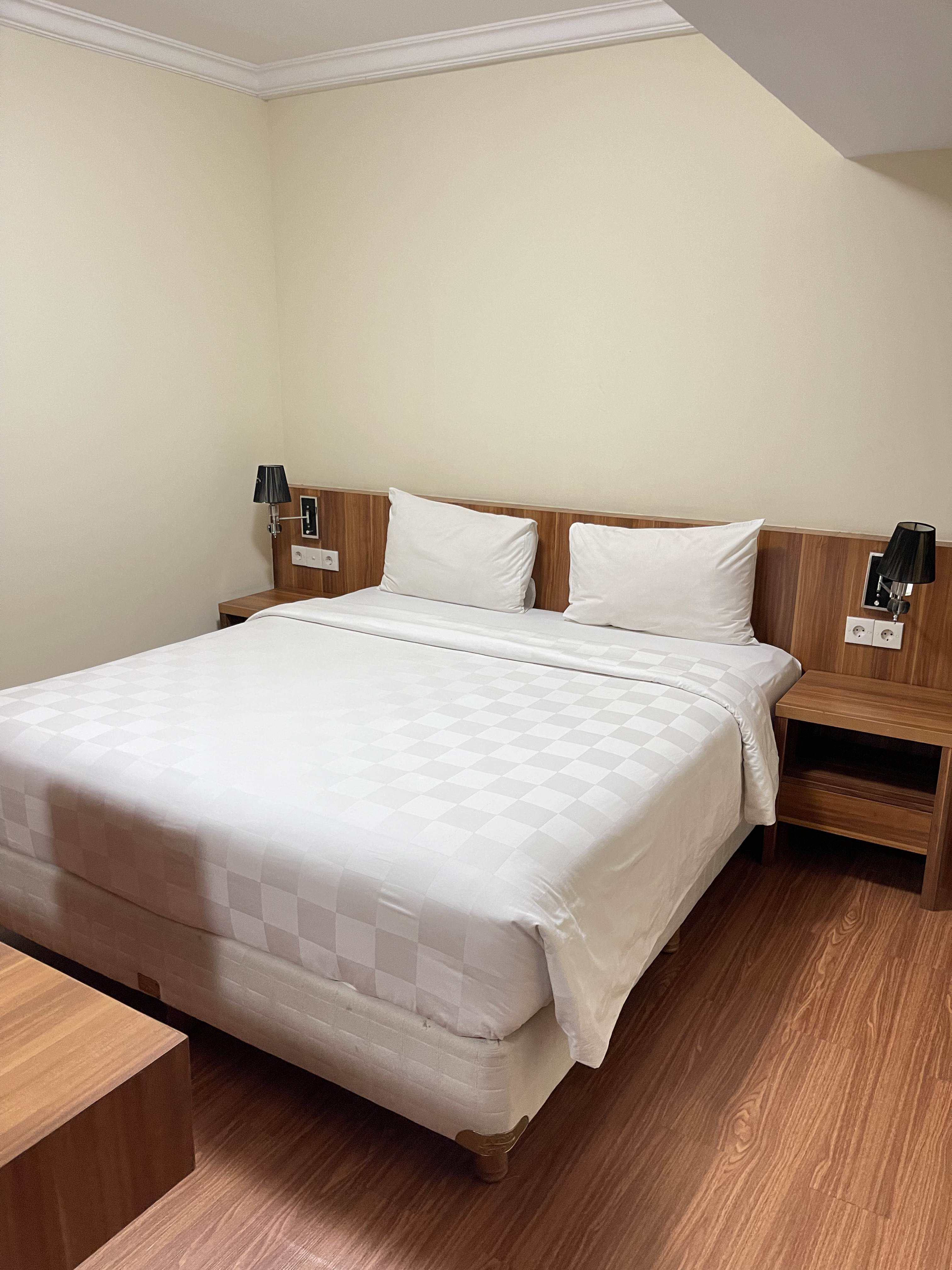Junior Room